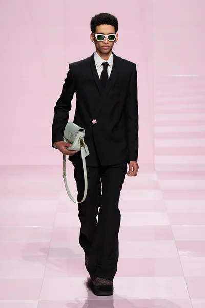 Look 72